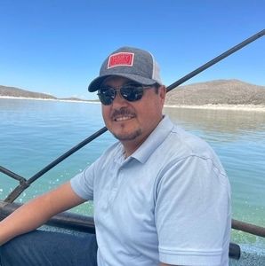 Meet your Posher, Carlos ivan